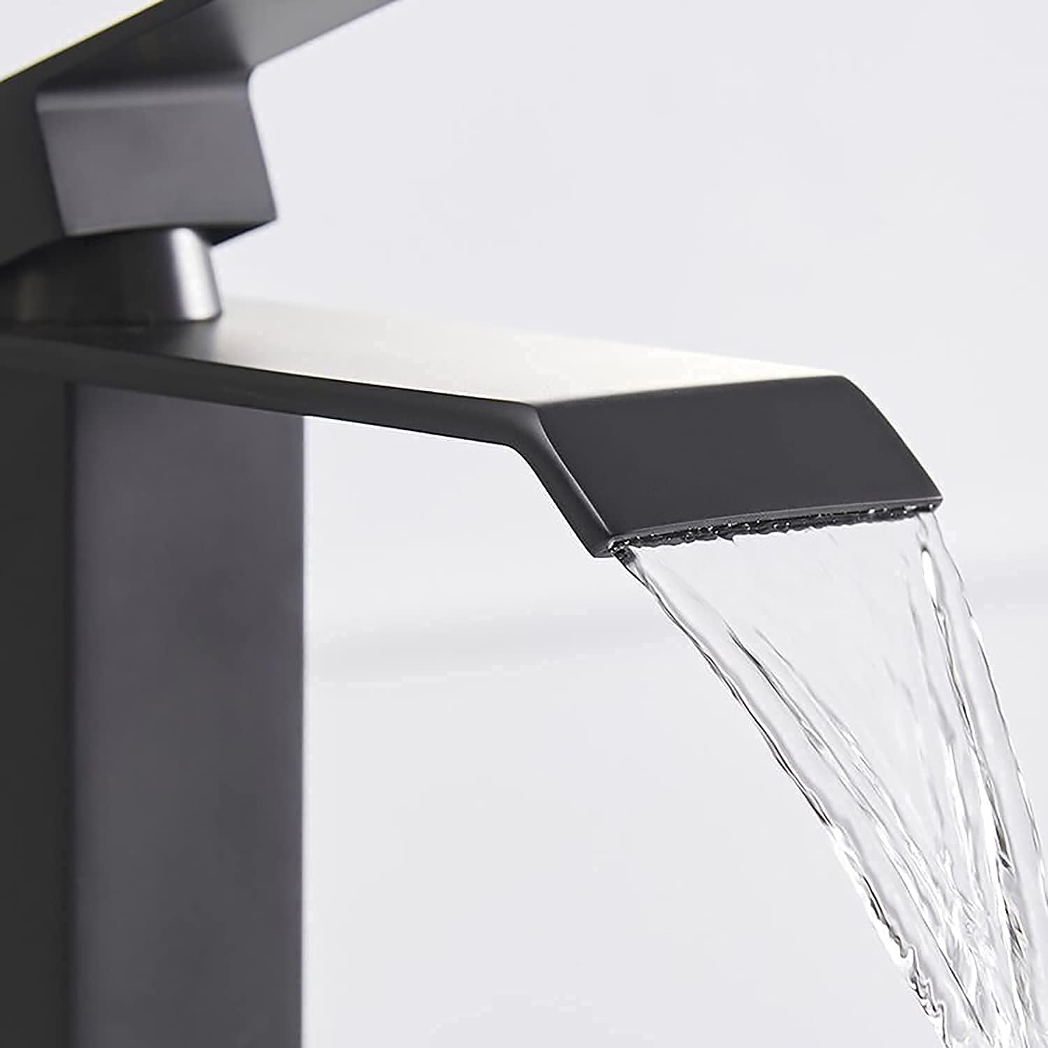 Robinet Cascade Salle de Bain Rectangulaire