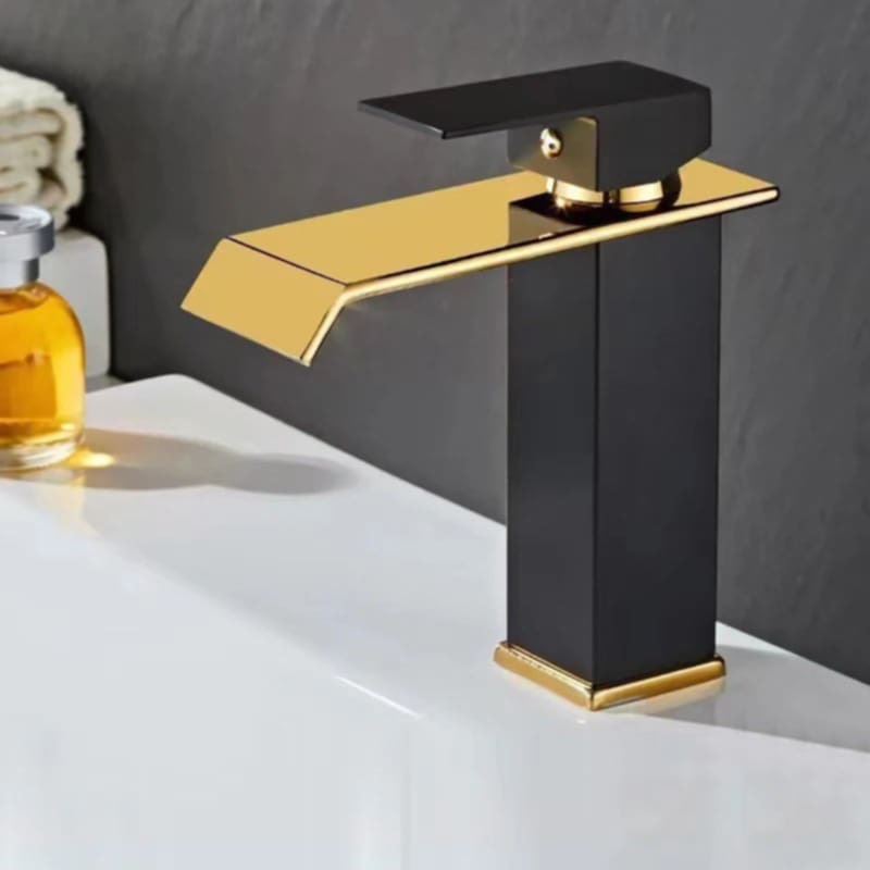 Robinet Cascade Salle de Bain Rectangulaire