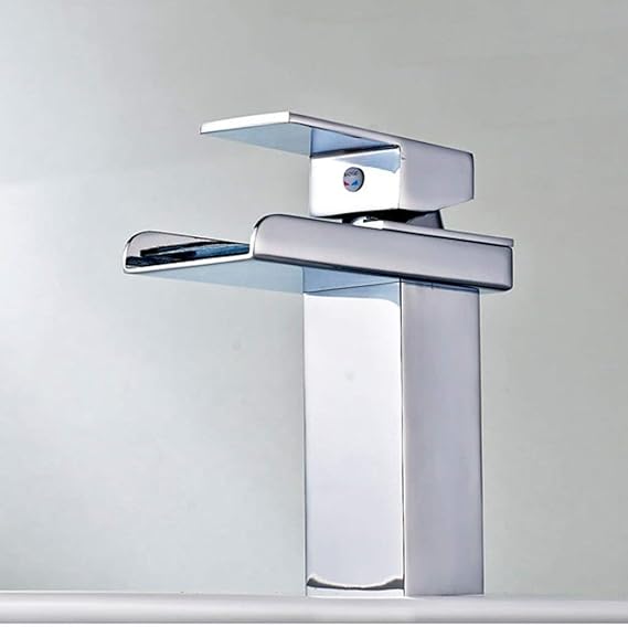 Robinet de lavabo carré NOVA