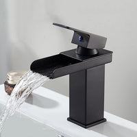 Robinet de lavabo carré NOVA
