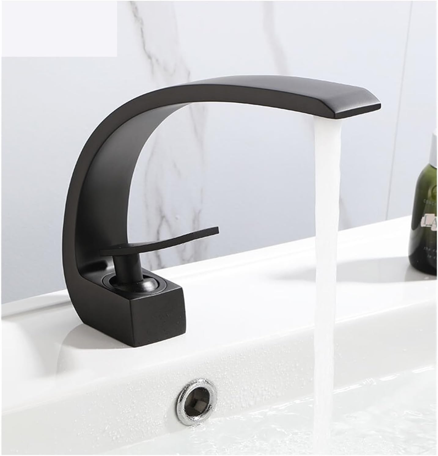 Robinet de lavabo curve