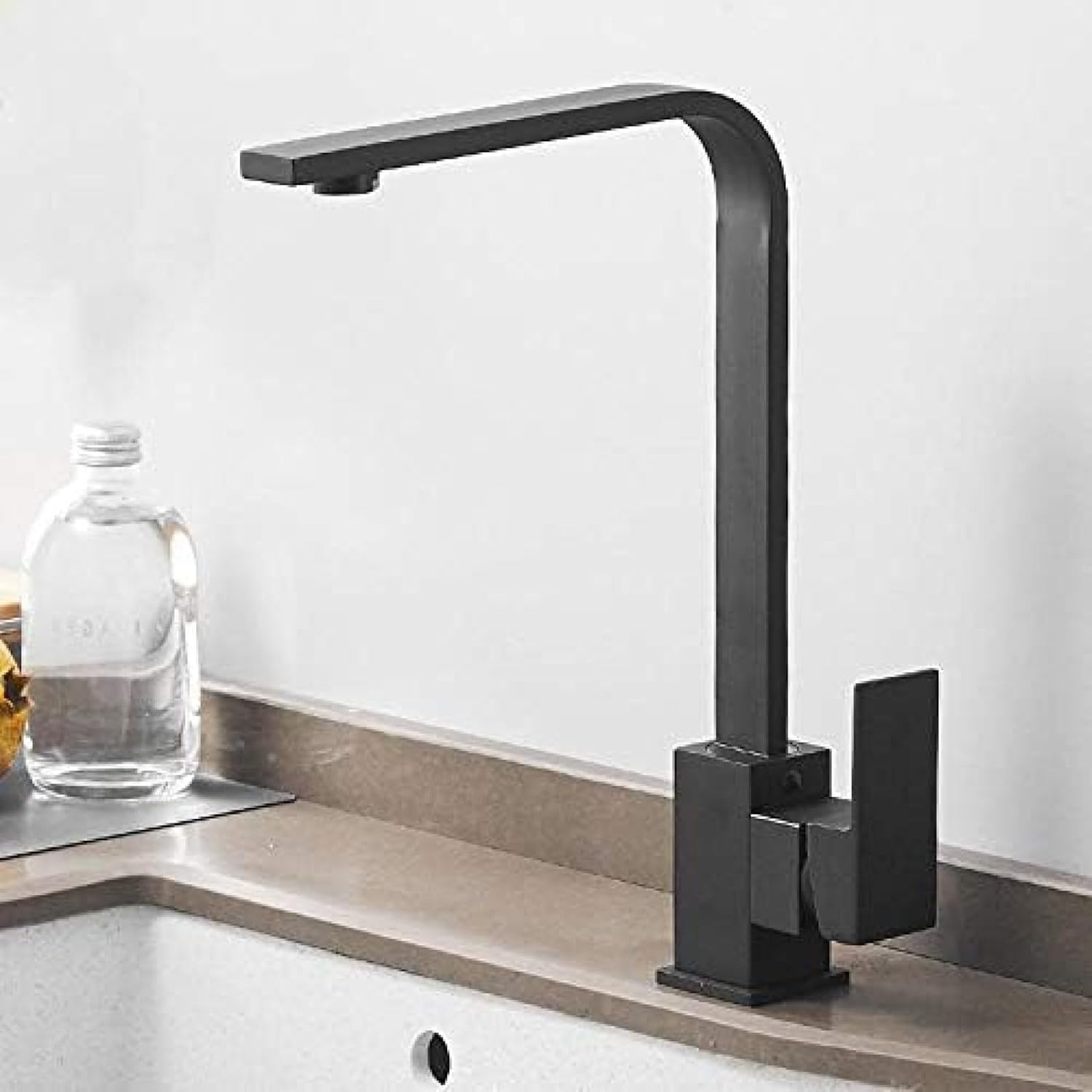 Robinet de cuisine carré