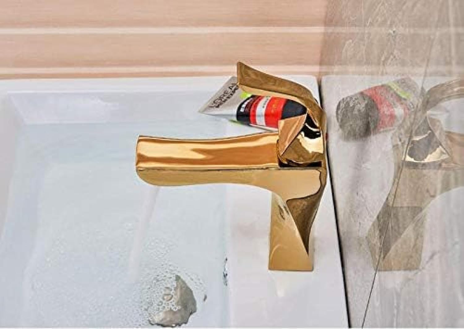 Robinet de lavabo de salle de bains