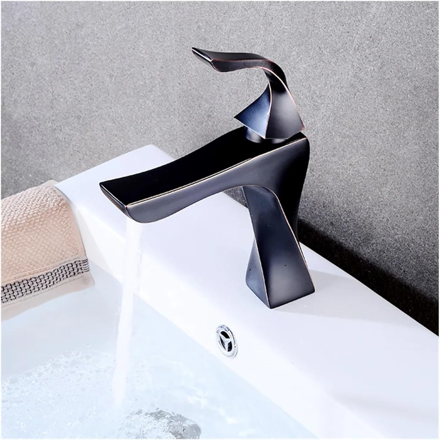Robinet de lavabo de salle de bains