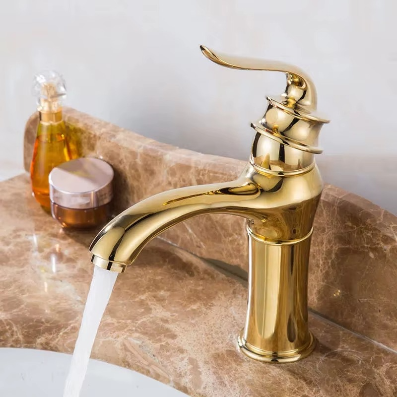 Robinet de lavabo de salle de bains moderne