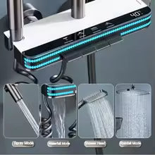 Ensemble de douche blanc avec affichage LED